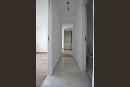 Corredor de apartamento para alugar com 2 quartos, 65m² em Jardim Vazani, São Paulo
