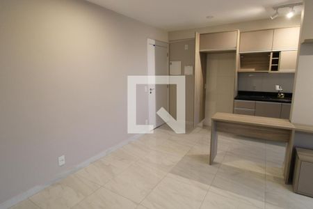 Sala/Cozinha de apartamento para alugar com 2 quartos, 65m² em Jardim Vazani, São Paulo