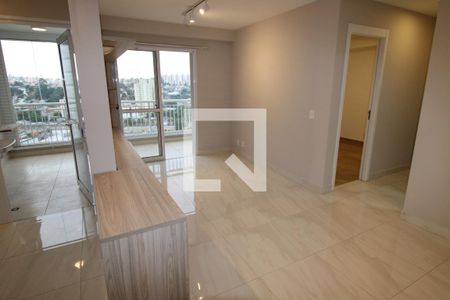 Sala/Cozinha de apartamento para alugar com 2 quartos, 65m² em Jardim Vazani, São Paulo