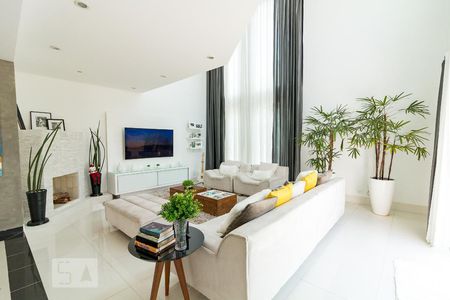 Sala de estar de casa à venda com 3 quartos, 240m² em Jardim City, Guarulhos