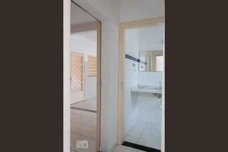 Casa para alugar com 120m², 3 quartos e 3 vagasBanheiro Social