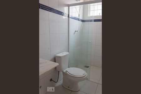 Casa para alugar com 120m², 3 quartos e 3 vagasBanheiro Social