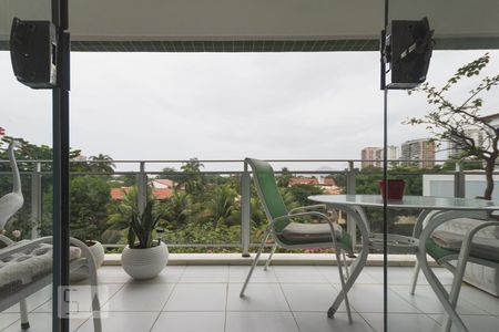 Apartamento para alugar com 320m², 6 quartos e 4 vagas Apartamento para alugar com 320m², 6 quartos e 4 vagasVista