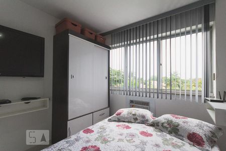 Apartamento para alugar com 320m², 6 quartos e 4 vagas Apartamento para alugar com 320m², 6 quartos e 4 vagasQuarto