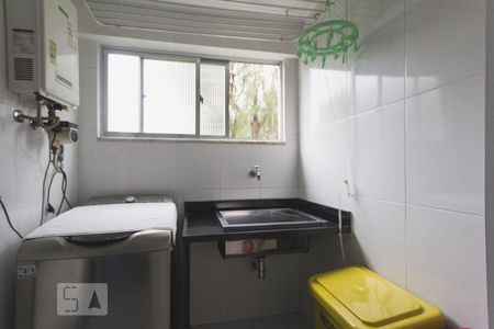 Apartamento para alugar com 320m², 6 quartos e 4 vagas Apartamento para alugar com 320m², 6 quartos e 4 vagasÁrea de Serviço