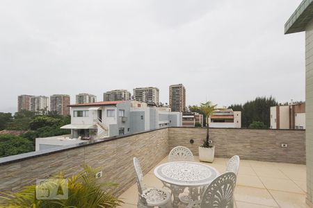 Apartamento para alugar com 320m², 6 quartos e 4 vagas Apartamento para alugar com 320m², 6 quartos e 4 vagasVaranda 3