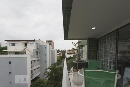 Apartamento para alugar com 320m², 6 quartos e 4 vagas Apartamento para alugar com 320m², 6 quartos e 4 vagasVaranda