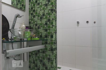 Apartamento para alugar com 320m², 6 quartos e 4 vagas Apartamento para alugar com 320m², 6 quartos e 4 vagasBanheiro