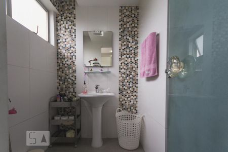 Apartamento para alugar com 320m², 6 quartos e 4 vagas Apartamento para alugar com 320m², 6 quartos e 4 vagasBanheiro da Suíte