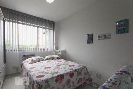 Apartamento para alugar com 320m², 6 quartos e 4 vagas Apartamento para alugar com 320m², 6 quartos e 4 vagasQuarto