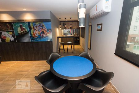 Apartamento à venda com 40m², 1 quarto e 1 vagaSalão de Jogos com Adega