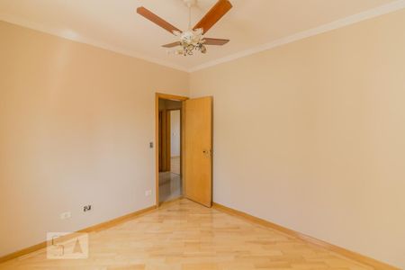 Apartamento à venda com 120m², 3 quartos e 2 vagas Apartamento à venda com 120m², 3 quartos e 2 vagasQuarto 03