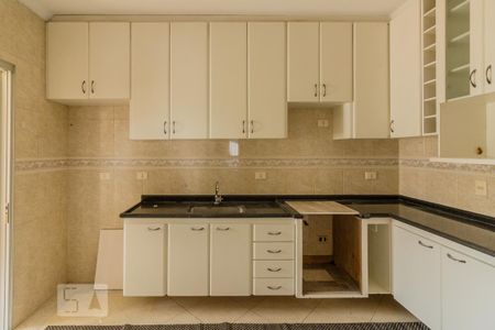 Apartamento à venda com 120m², 3 quartos e 2 vagas Apartamento à venda com 120m², 3 quartos e 2 vagasCozinha