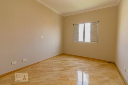 Apartamento à venda com 120m², 3 quartos e 2 vagas Apartamento à venda com 120m², 3 quartos e 2 vagasQuarto 01