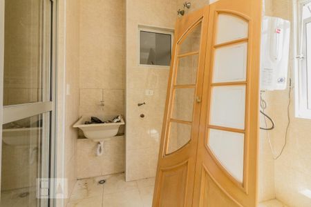 Apartamento à venda com 120m², 3 quartos e 2 vagas Apartamento à venda com 120m², 3 quartos e 2 vagasÁrea de Serviço
