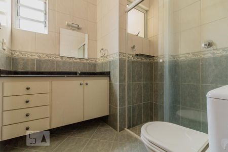 Apartamento à venda com 120m², 3 quartos e 2 vagas Apartamento à venda com 120m², 3 quartos e 2 vagasBanheiro