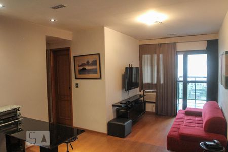 Sala de apartamento para alugar com 1 quarto, 42m² em Ipanema, Rio de Janeiro