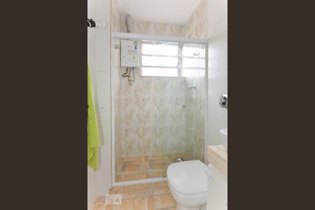 Apartamento à venda com 75m², 3 quartos e 1 vaga Apartamento à venda com 75m², 3 quartos e 1 vagaBanheiro