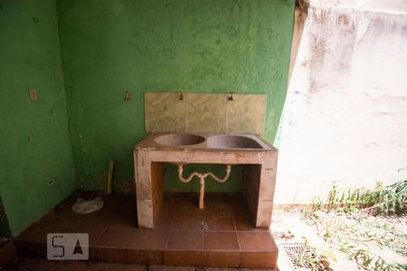 Casa à venda com 147m², 3 quartos e 1 vagalavanderia