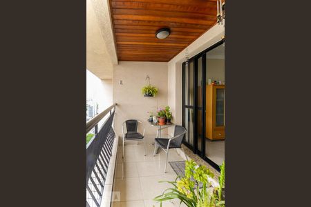 Apartamento à venda com 85m², 2 quartos e sem vagaVaranda