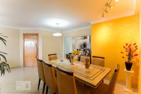 Apartamento à venda com 85m², 2 quartos e sem vagaSala