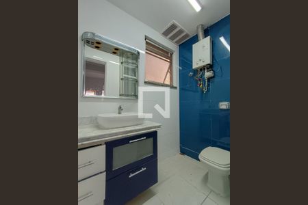 Apartamento à venda com 330m², 3 quartos e 2 vagasBanheiro Social