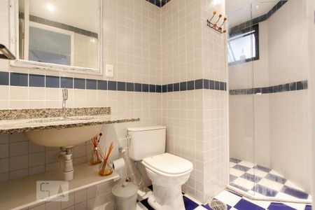 Banheiro de apartamento para alugar com 2 quartos, 56m² em Vila Mascote, São Paulo