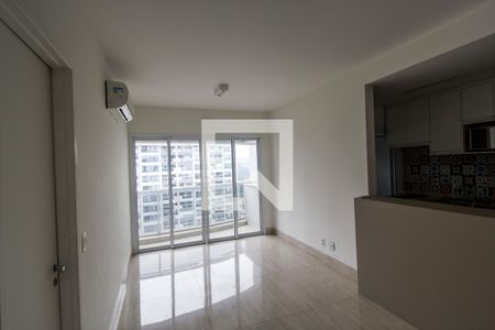 Sala de apartamento à venda com 1 quarto, 50m² em Empresarial 18 do Forte, Barueri