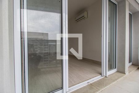 Varanda de apartamento para alugar com 1 quarto, 50m² em Empresarial 18 do Forte, Barueri