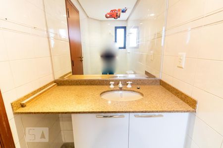 Apartamento à venda com 150m², 3 quartos e 2 vagasBanheiro da Suíte 1