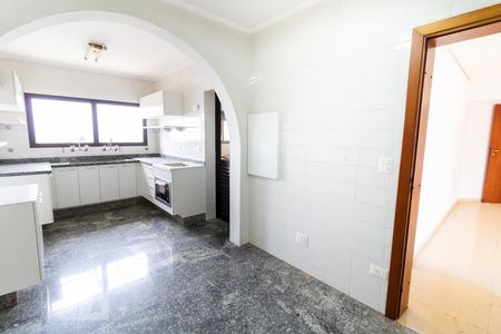 Apartamento à venda com 150m², 3 quartos e 2 vagasCozinha