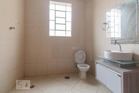 Banheiro de casa para alugar com 3 quartos, 100m² em Mooca, São Paulo