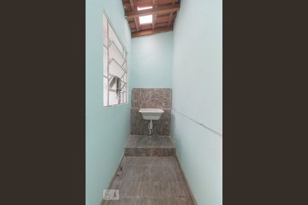 Casa para alugar com 100m², 3 quartos e 1 vagaÁrea de serviço