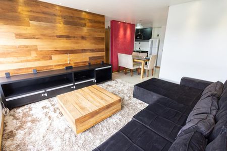 Apartamento à venda com 70m², 2 quartos e 1 vaga Apartamento à venda com 70m², 2 quartos e 1 vagaSala