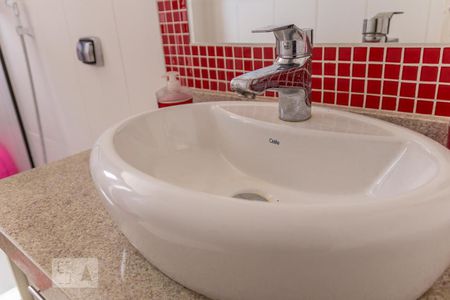 Apartamento à venda com 100m², 3 quartos e 1 vagaBanheiro - Torneira