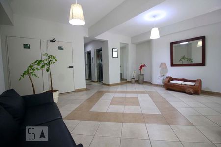 Apartamento para alugar com 80m², 3 quartos e 2 vagasHall social
