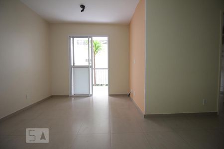 Apartamento para alugar com 80m², 3 quartos e 2 vagasSala