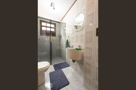 Banheiro Social de casa para alugar com 2 quartos, 230m² em Vila Cordeiro, São Paulo