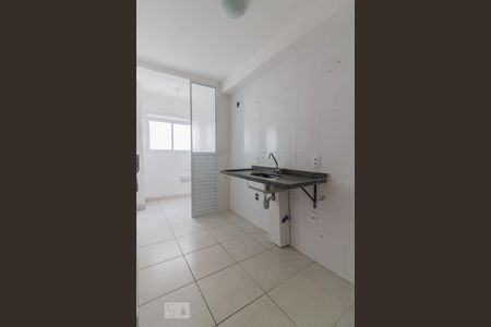 Cozinha de apartamento para alugar com 2 quartos, 54m² em Jardim Imperador, Guarulhos