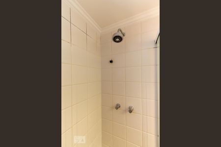 Apartamento para alugar com 78m², 2 quartos e 2 vagas Apartamento para alugar com 78m², 2 quartos e 2 vagasDetalhe do banheiro da suíte