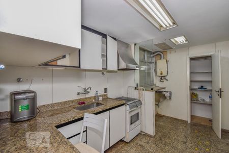 Cozinha de apartamento para alugar com 2 quartos, 73m² em Lagoa, Rio de Janeiro