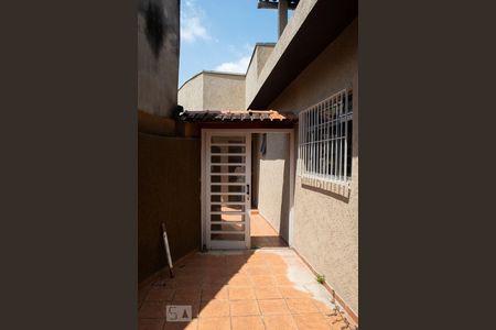 Casa à venda com 190m², 3 quartos e 3 vagasQUINTAL FUNDOS