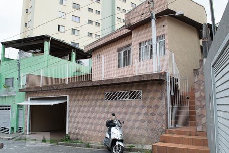 Casa à venda com 190m², 3 quartos e 3 vagasFACHADA