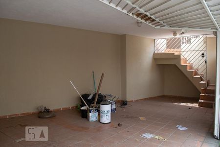 Casa à venda com 190m², 3 quartos e 3 vagasGARAGEM