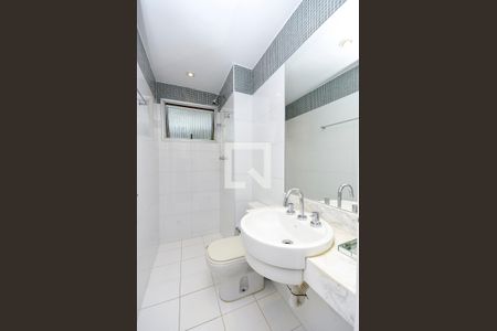 Apartamento para alugar com 62m², 2 quartos e 2 vagasBanheiro Social