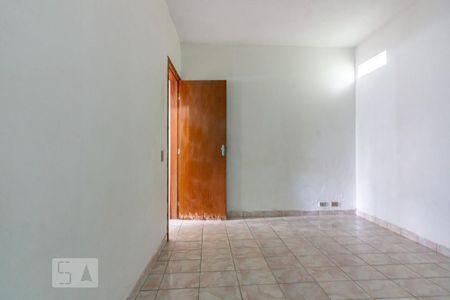 Quarto de casa para alugar com 1 quarto, 40m² em Ferreira, São Paulo