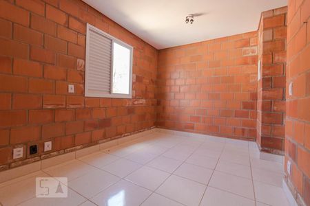 Suíte 01 de casa para alugar com 2 quartos, 70m² em Vila Hollândia, Campinas