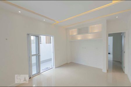 Sala de casa de condomínio para alugar com 2 quartos, 90m² em Rio Comprido, Rio de Janeiro