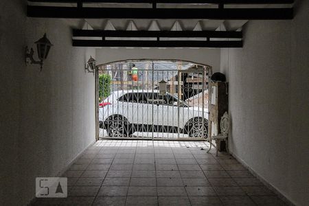 Casa à venda com 200m², 2 quartos e 2 vagasGaragem