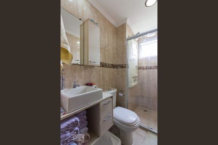 Banheiro de apartamento à venda com 2 quartos, 50m² em Vila Roque, São Paulo